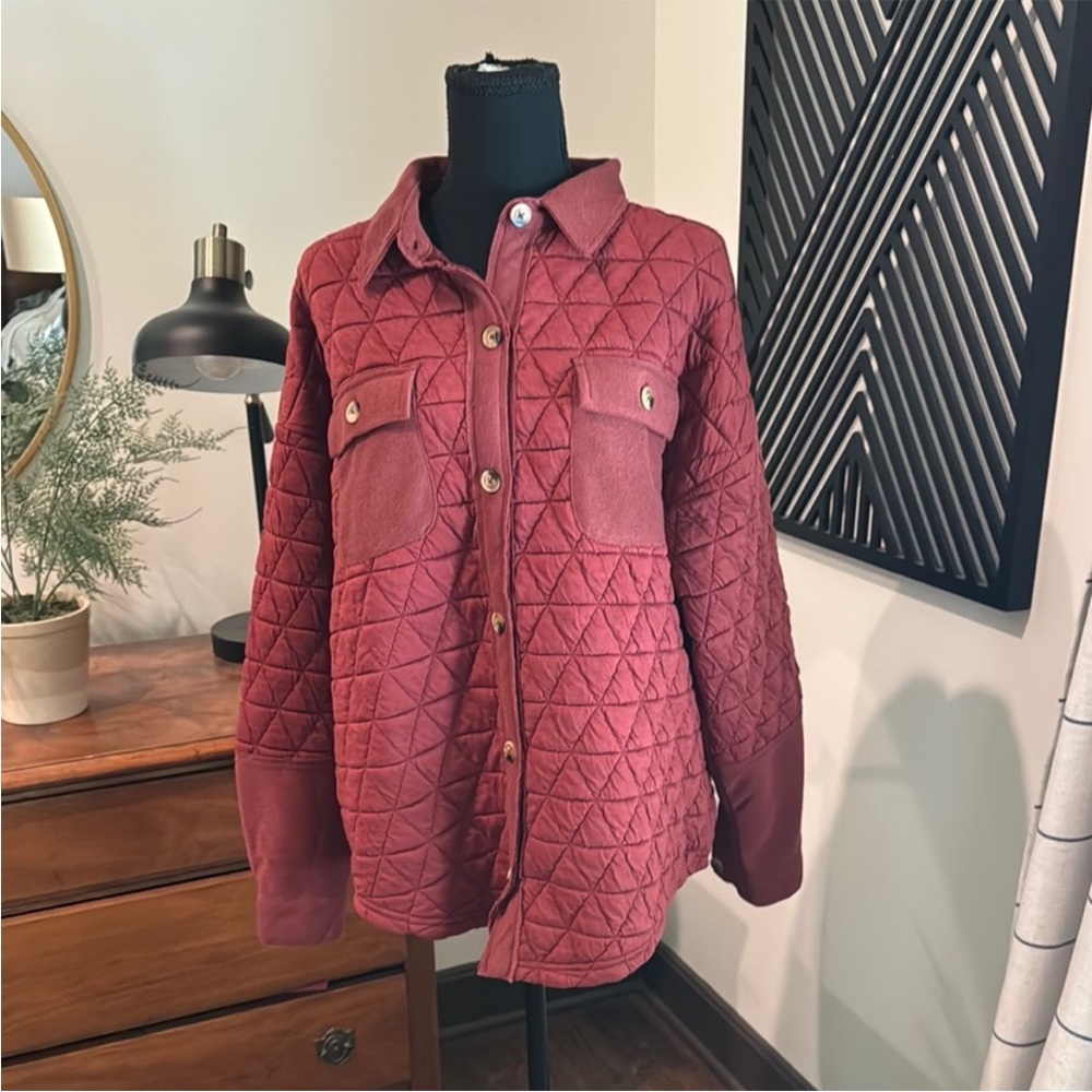 New-In Women's Quilted Utility Jacket in Burgundy Medium
